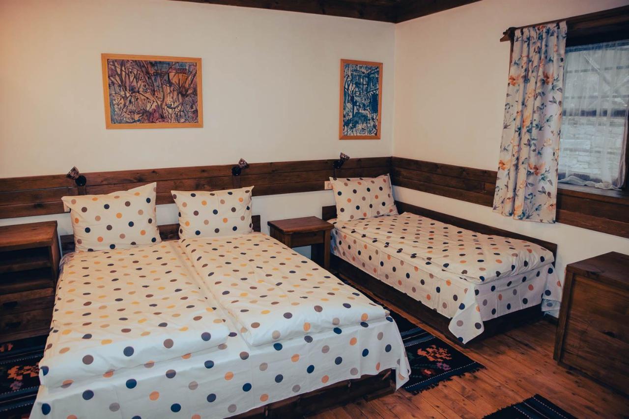 Family Hotel Byalata Kashta Kovacevica Exterior photo
