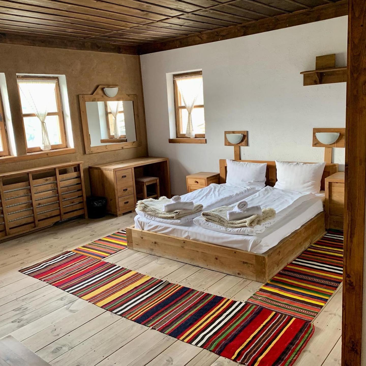 Family Hotel Byalata Kashta Kovacevica Exterior photo